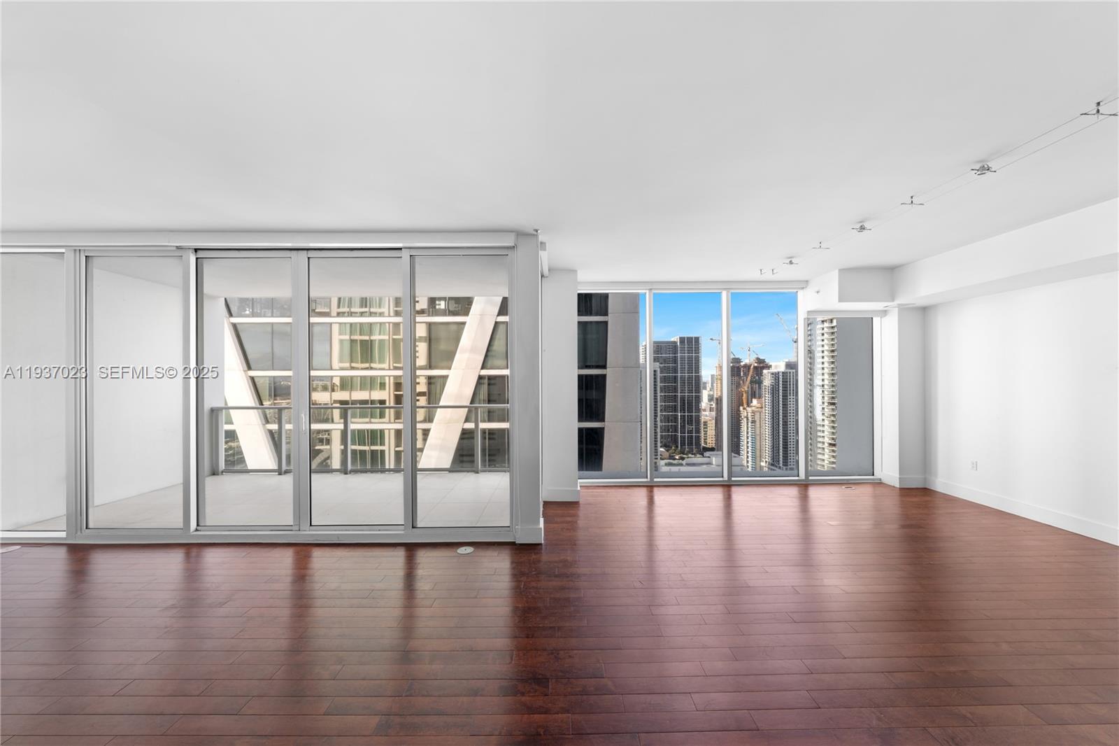 Photo of 1040 Biscayne Boulevard 4108 #4108 listing for Sale