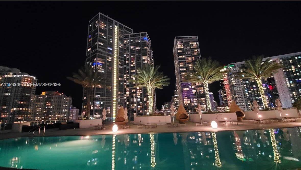Photo of 200 Biscayne Boulevard Way 906 #906 listing for Sale