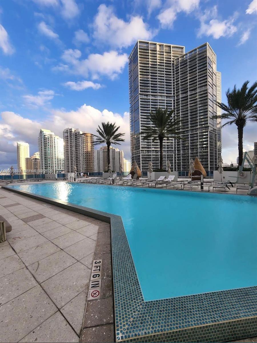 Photo of 200 Biscayne Boulevard Way 906 #906 listing for Sale