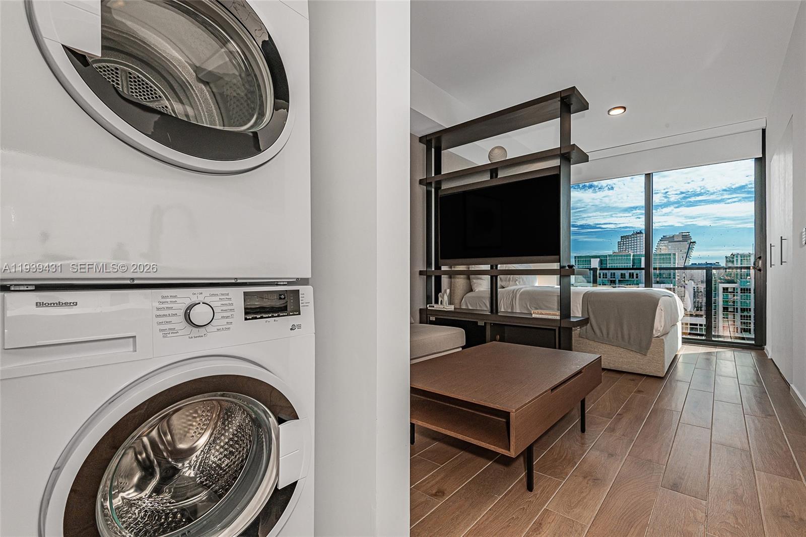 Photo of 398 NE 5th Street 4512 #4512 listing for Sale