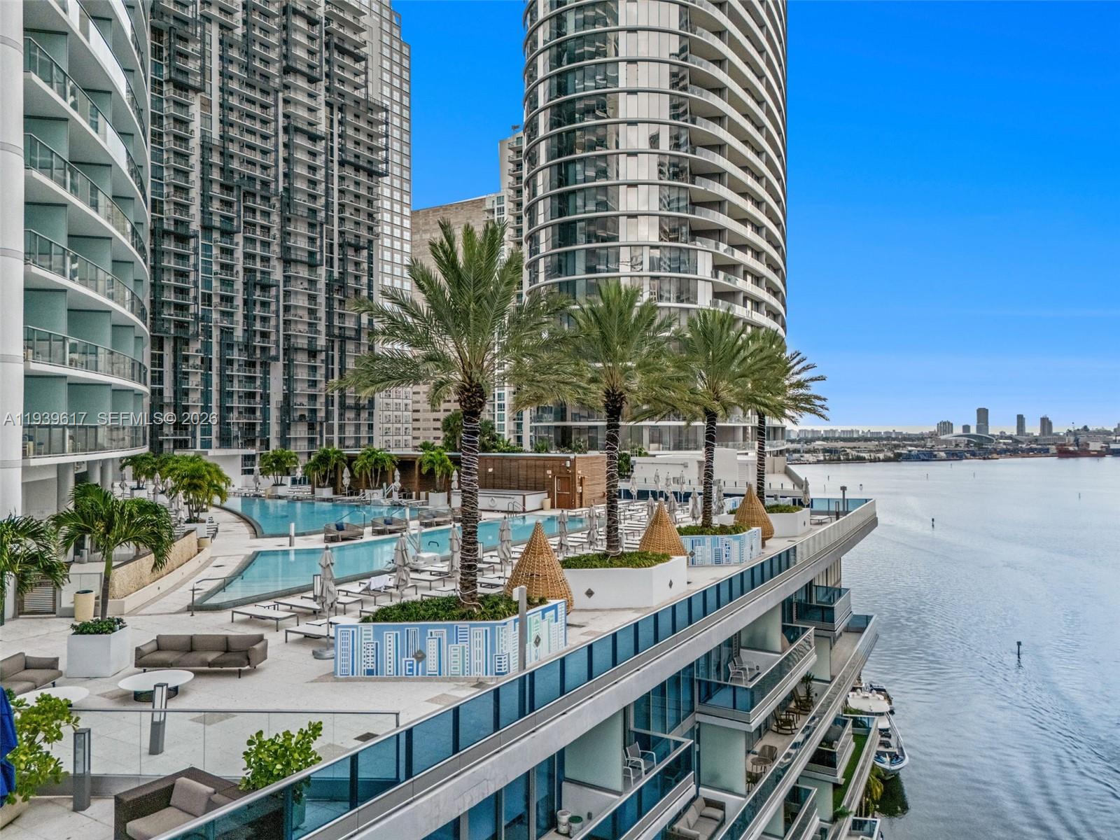 Photo of 200 Biscayne Boulevard Way 4202 #4202 listing for Sale