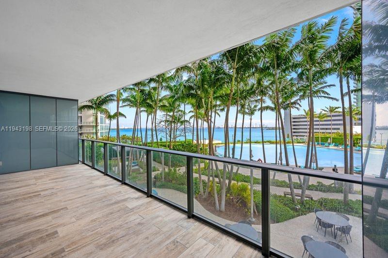 Photo of 650 NE 32nd Street 602 #602 listing for Sale