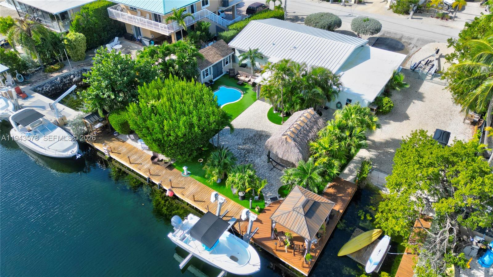 Photo of #A11943578 listing for Sale