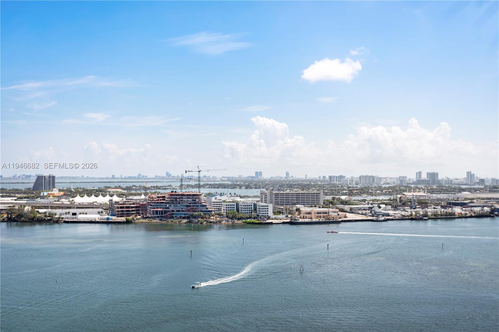Photo of 465 Brickell Avenue 5505 #5505 listing for Sale