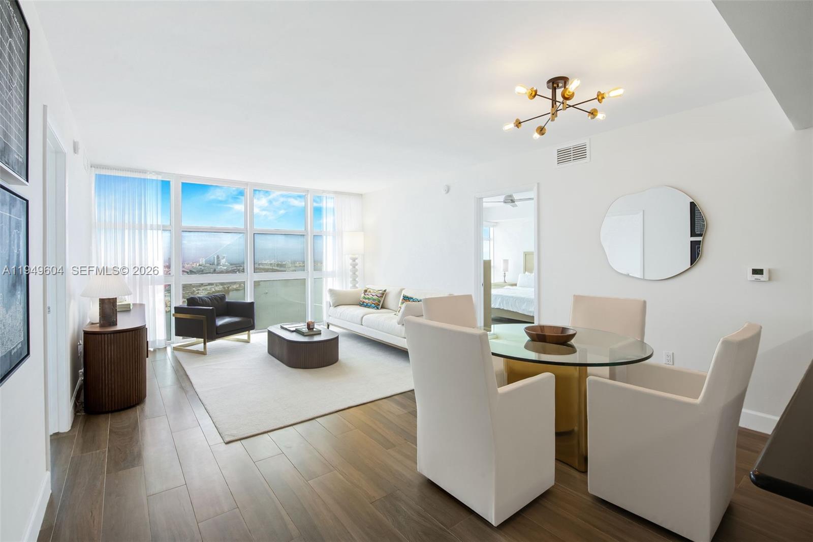 Photo of 50 Biscayne Boulevard 3904 #3904 listing for Sale