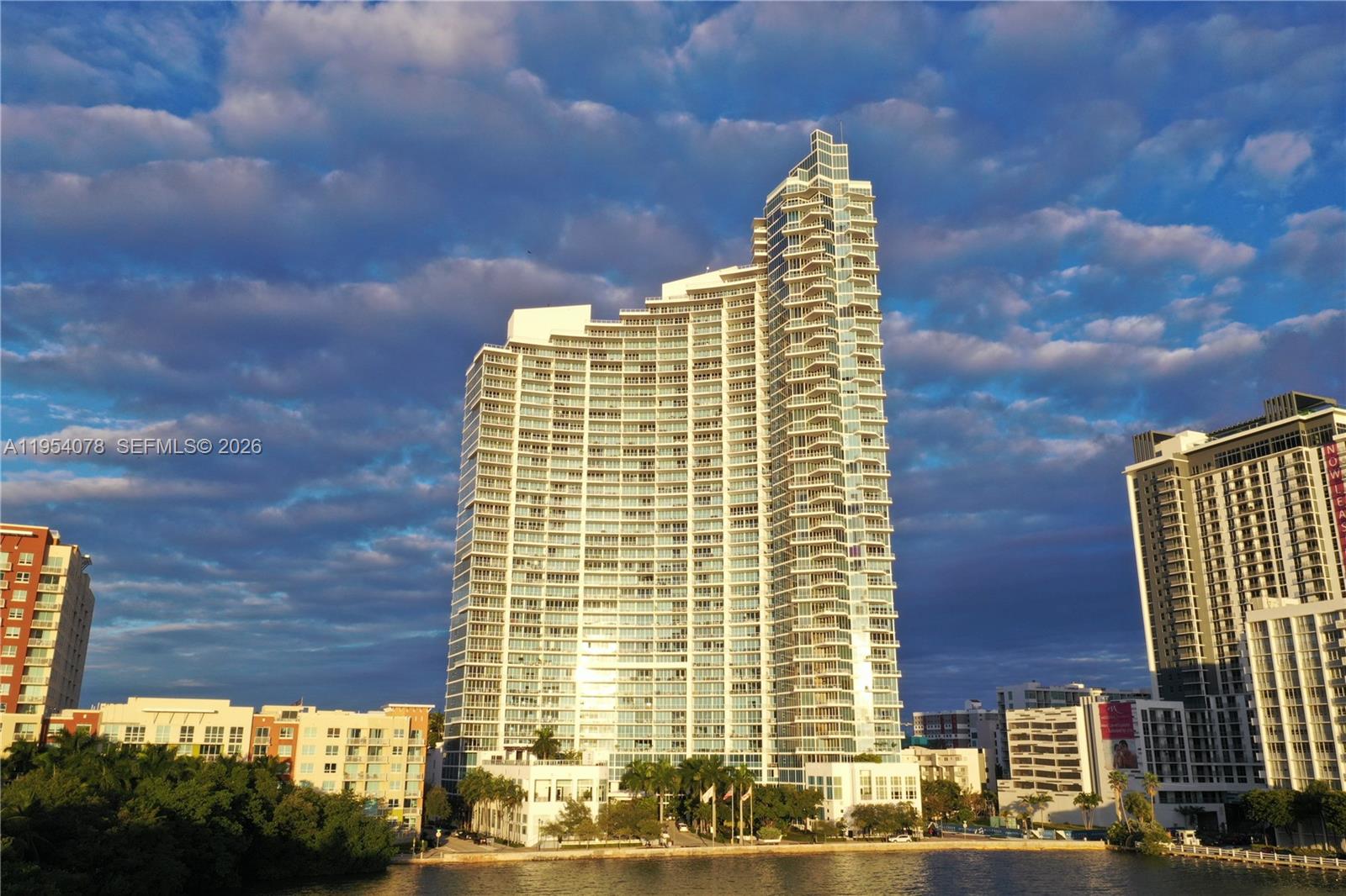 Photo of 2020 N Bayshore Drive PH-4104 #PH-4104 listing for Sale