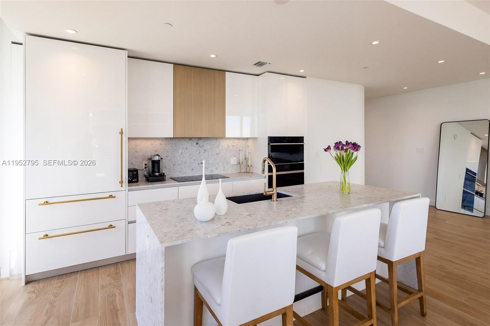 Photo of 2678 Tigertail Avenue 1707 #1707 listing for Sale