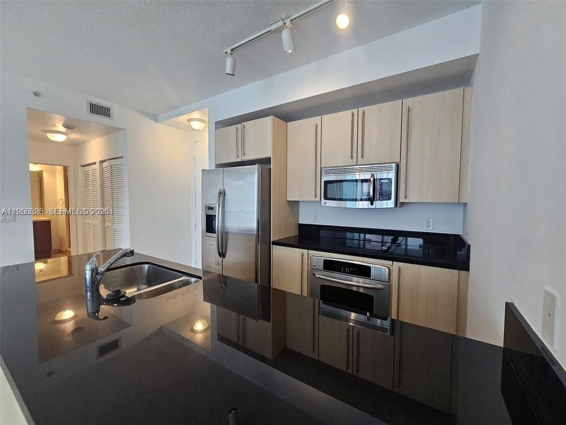 Photo of 1111 SW 1st Avenue 1422-N #1422-N listing for Sale