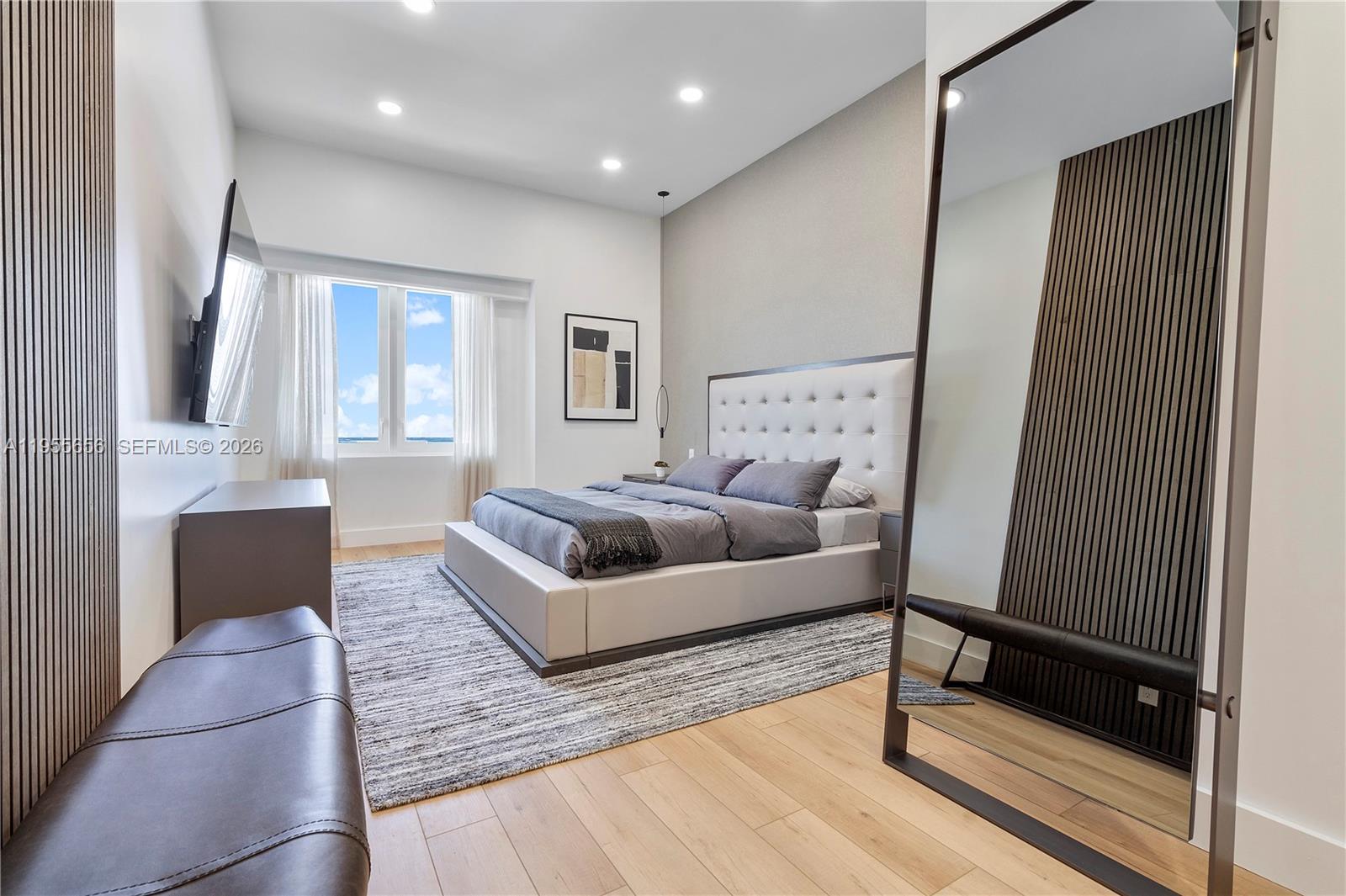 Photo of 2301 Collins Avenue 1633 #1633 listing for Sale