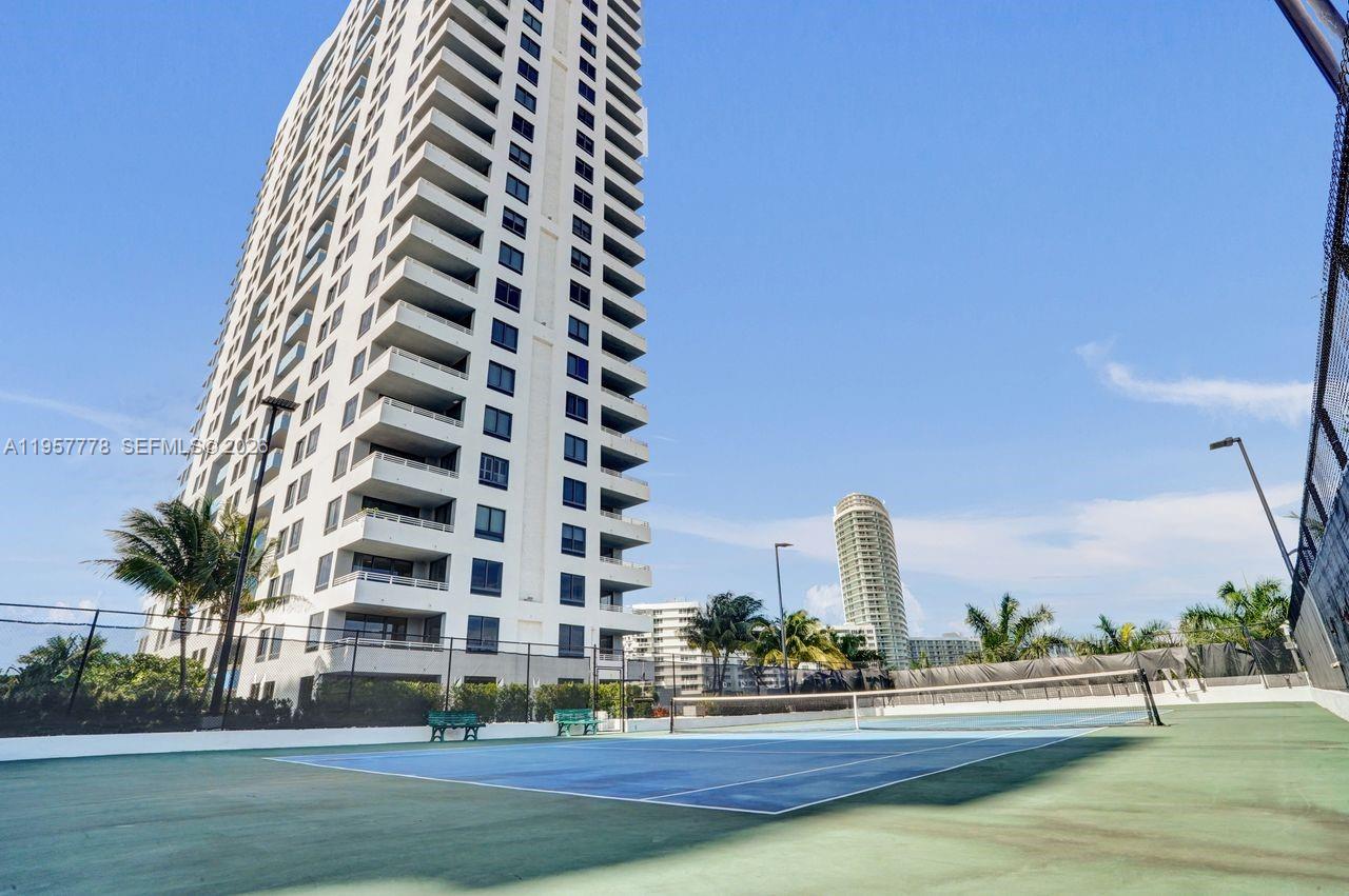 Photo of 1330 West Avenue 1811 #1811 listing for Sale