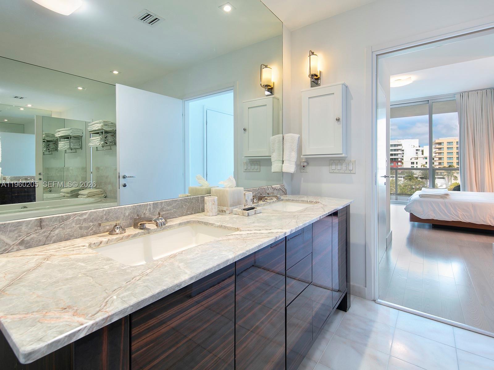 Photo of 50 S Pointe Drive 707 #707 listing for Sale