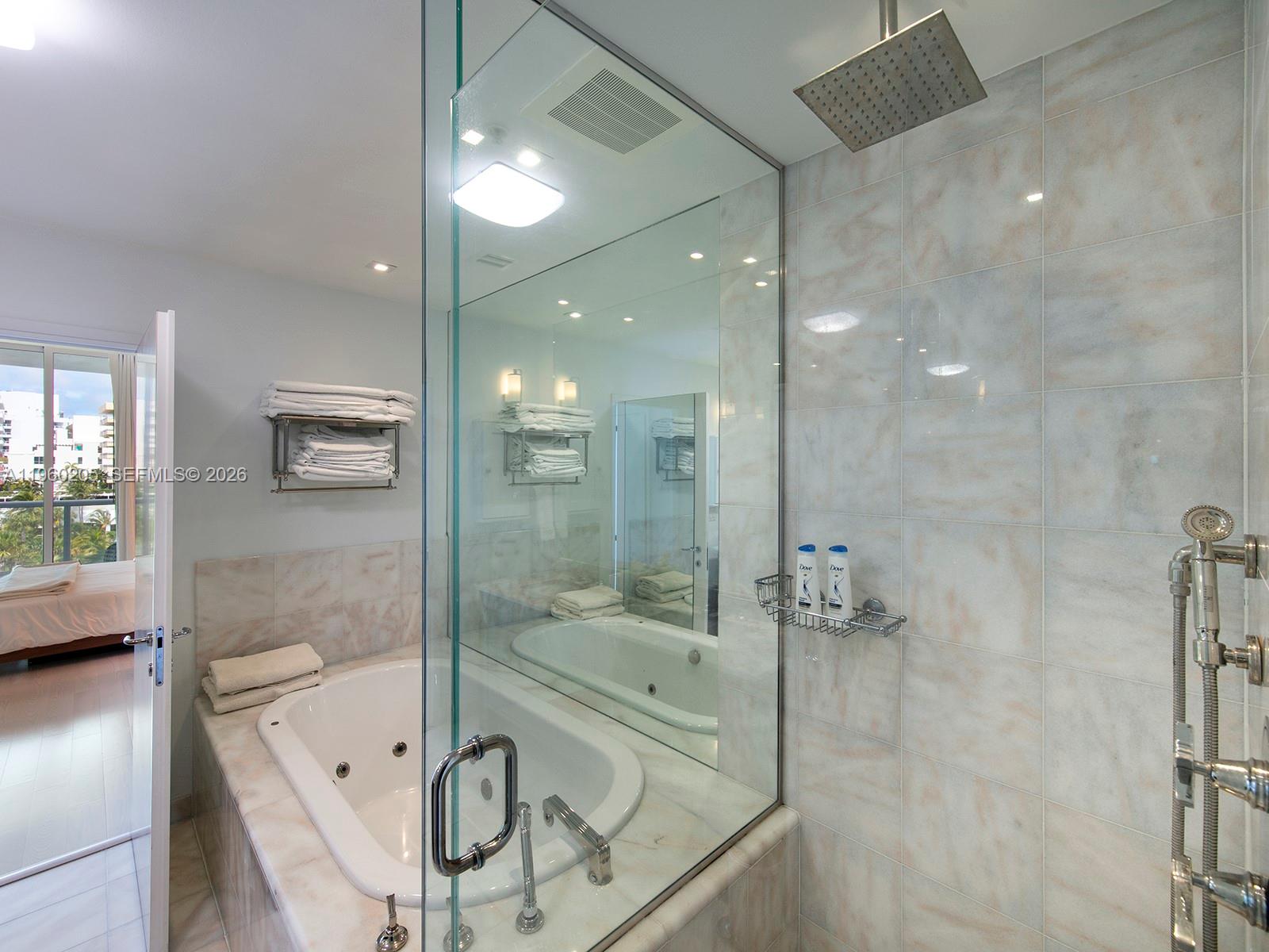 Photo of 50 S Pointe Drive 707 #707 listing for Sale