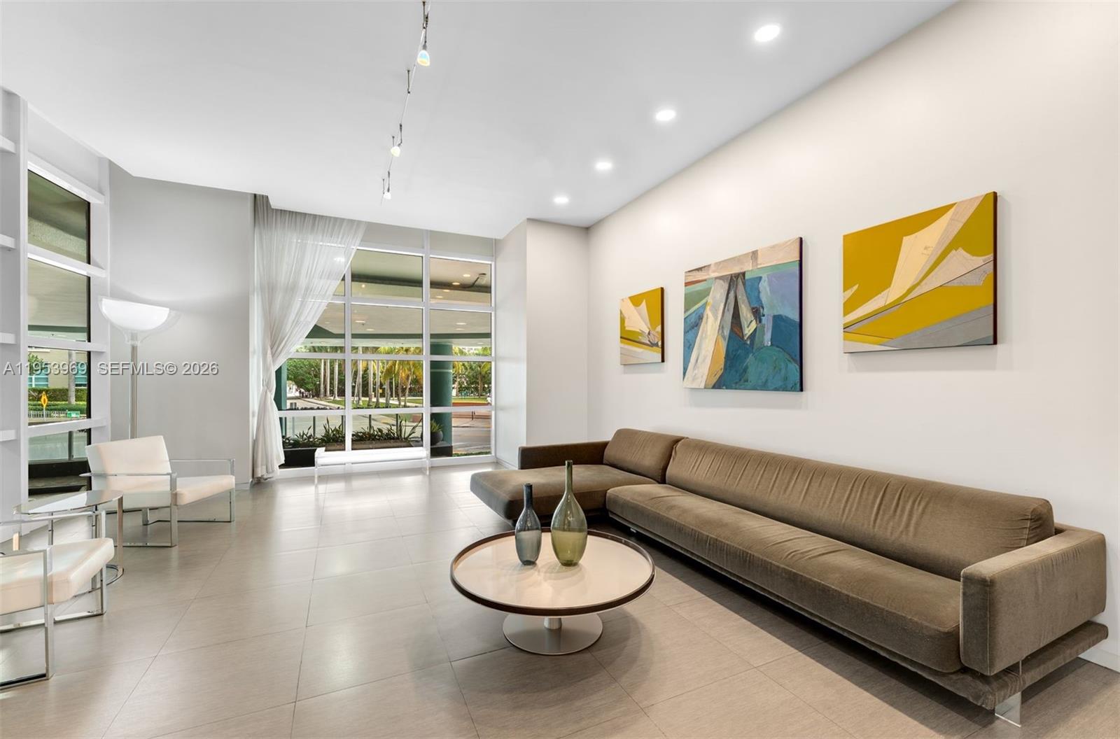 Photo of 1900 N Bayshore Drive 3202 #3202 listing for Sale