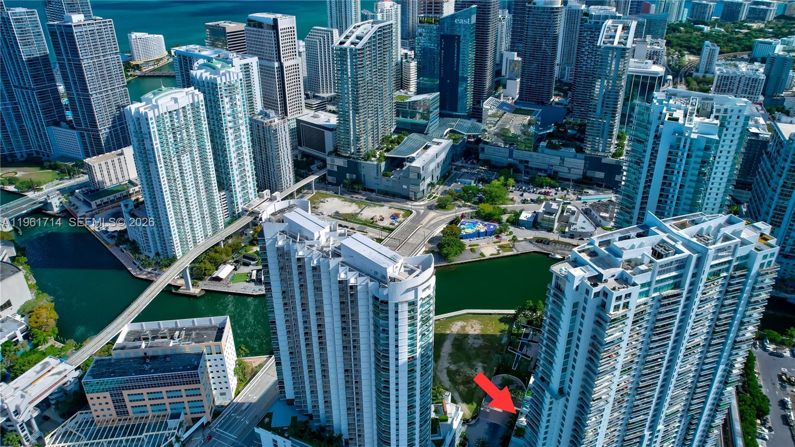 Photo of 90 SW 3rd Street TH706 #TH706 listing for Sale