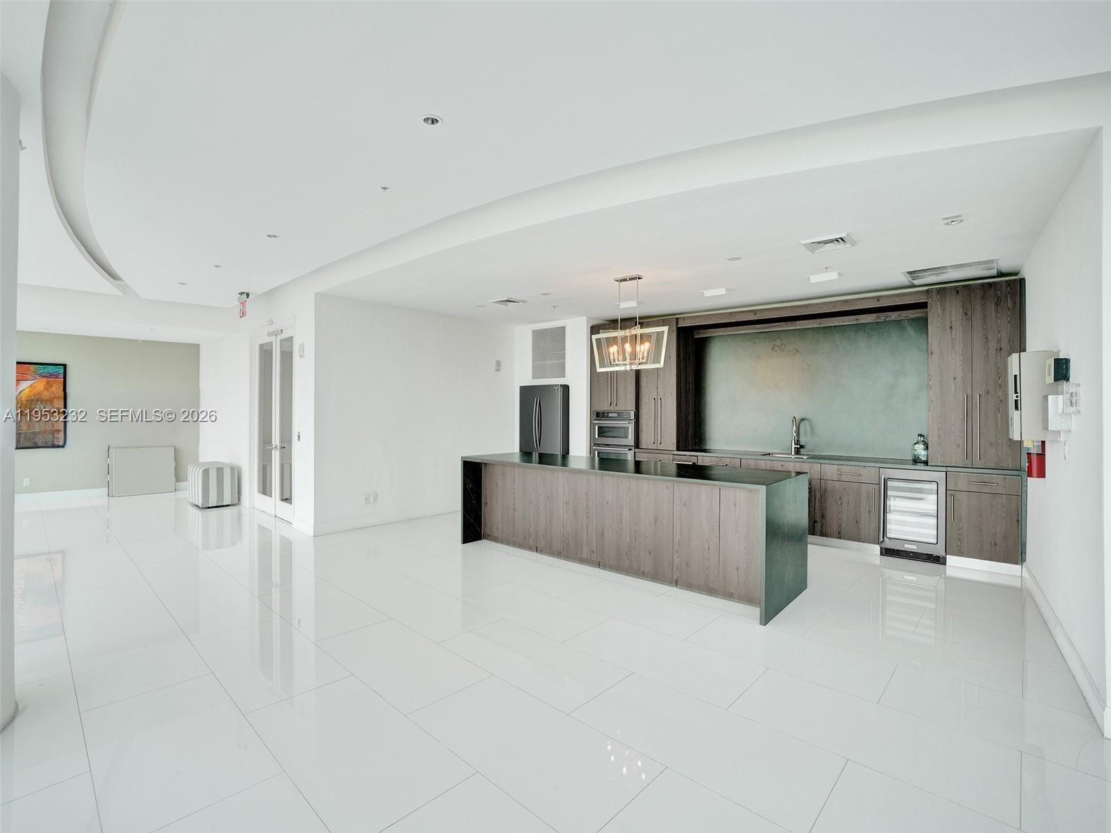 Photo of 601 NE 36th Street 1003 #1003 listing for Sale