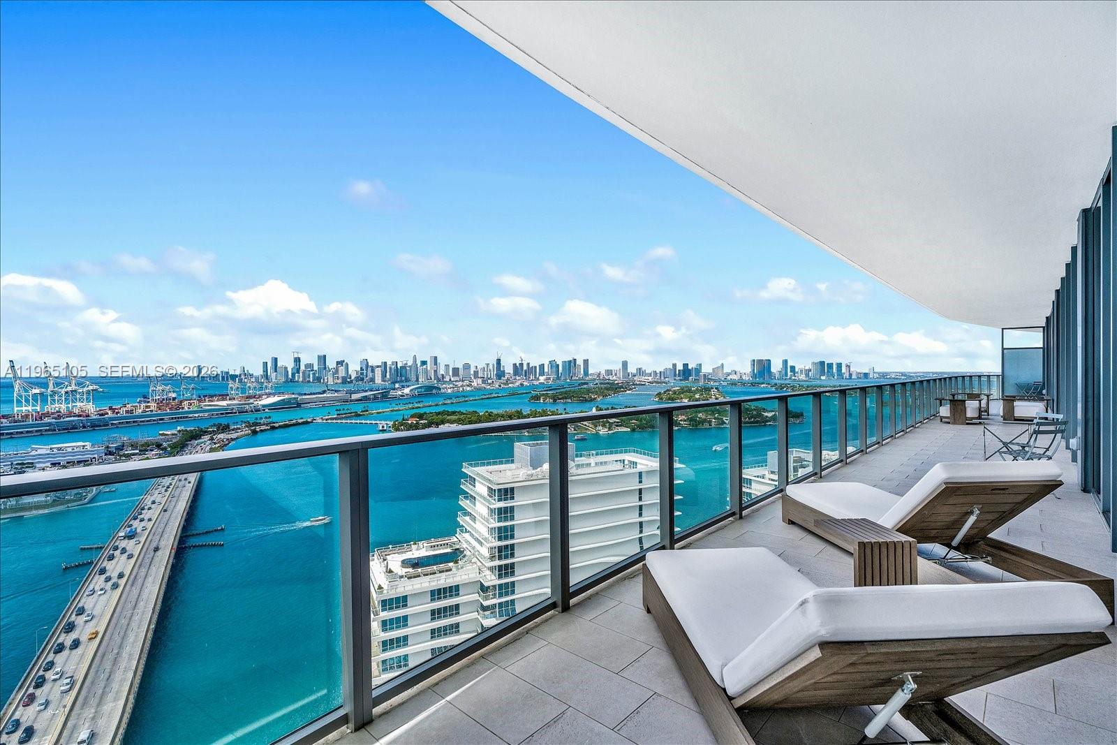 Photo of 501 West Avenue 3102 #3102 listing for Sale