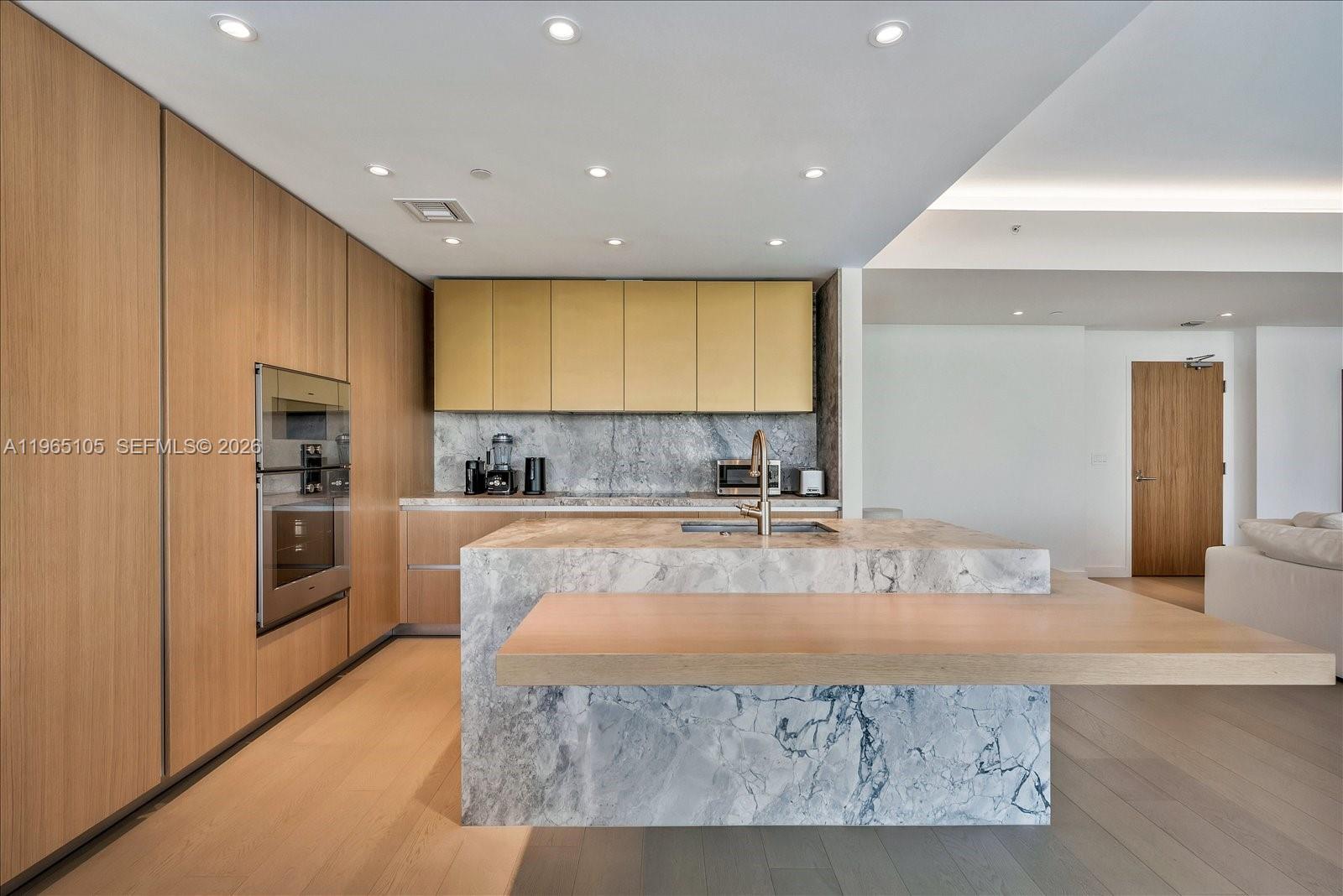 Photo of 501 West Avenue 3102 #3102 listing for Sale