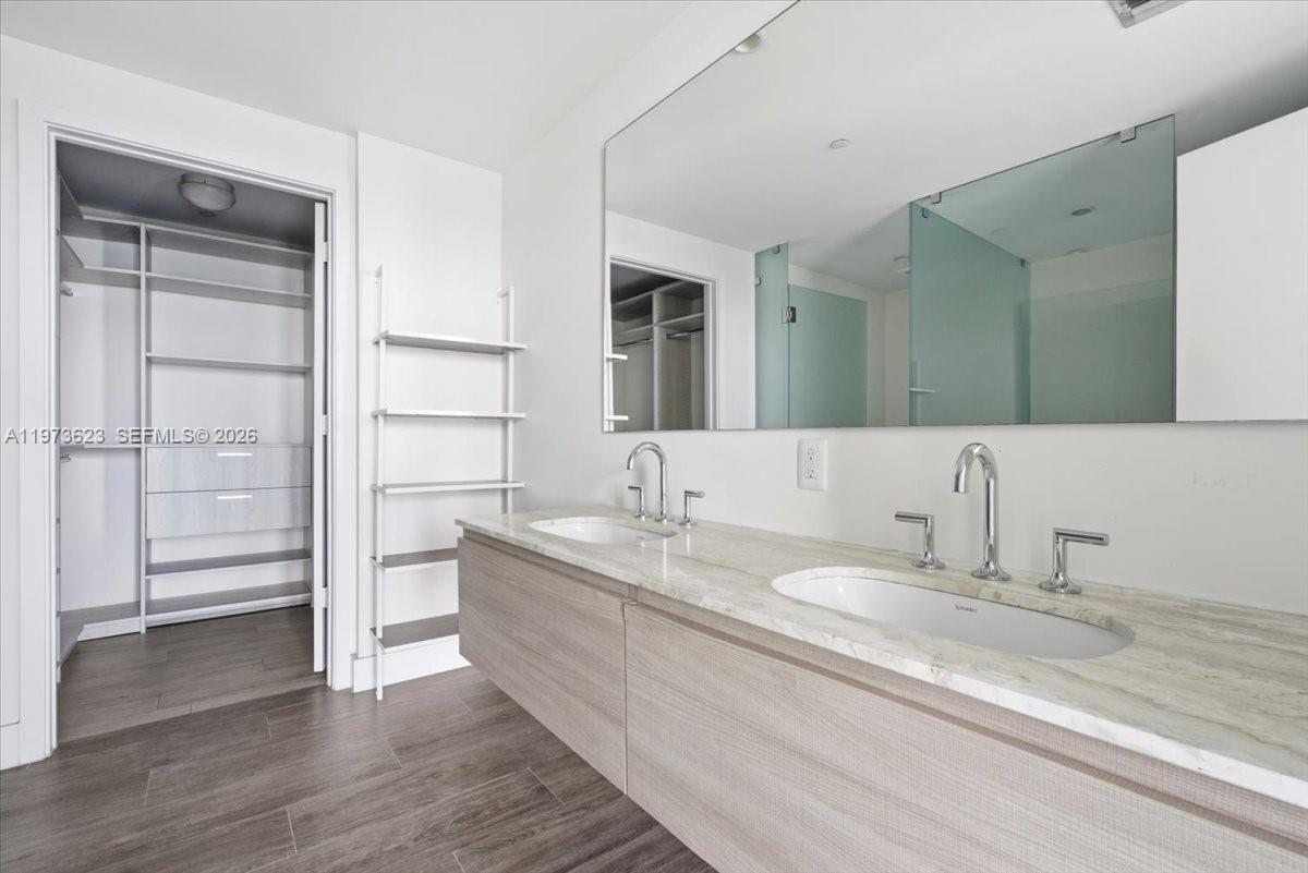 Photo of 2900 NE 7th Avenue 3004 #3004 listing for Sale