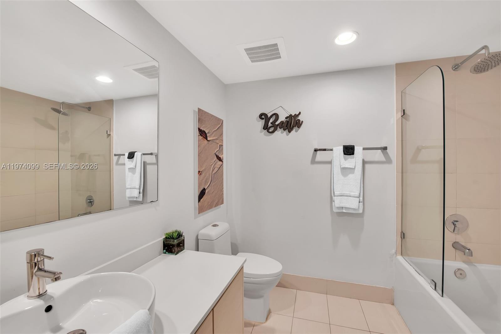 Photo of 2602 E Hallandale Beach Boulevard R2806 #R2806 listing for Sale
