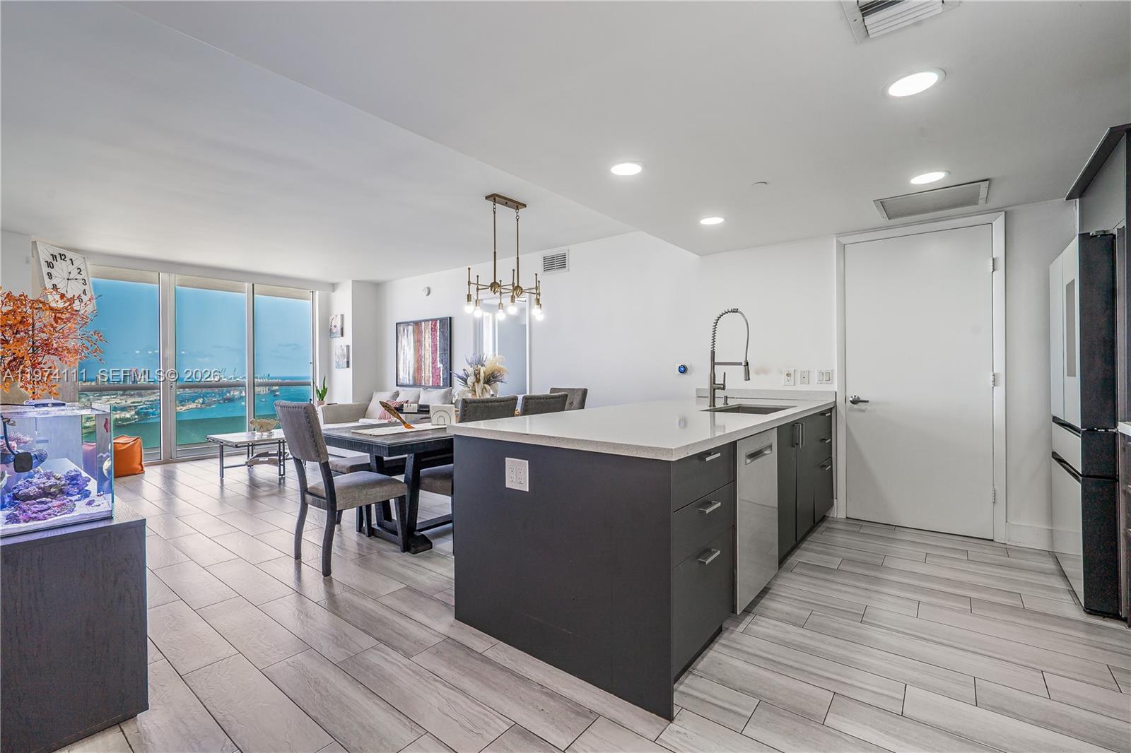 Photo of 50 Biscayne Boulevard 3106 #3106 listing for Sale