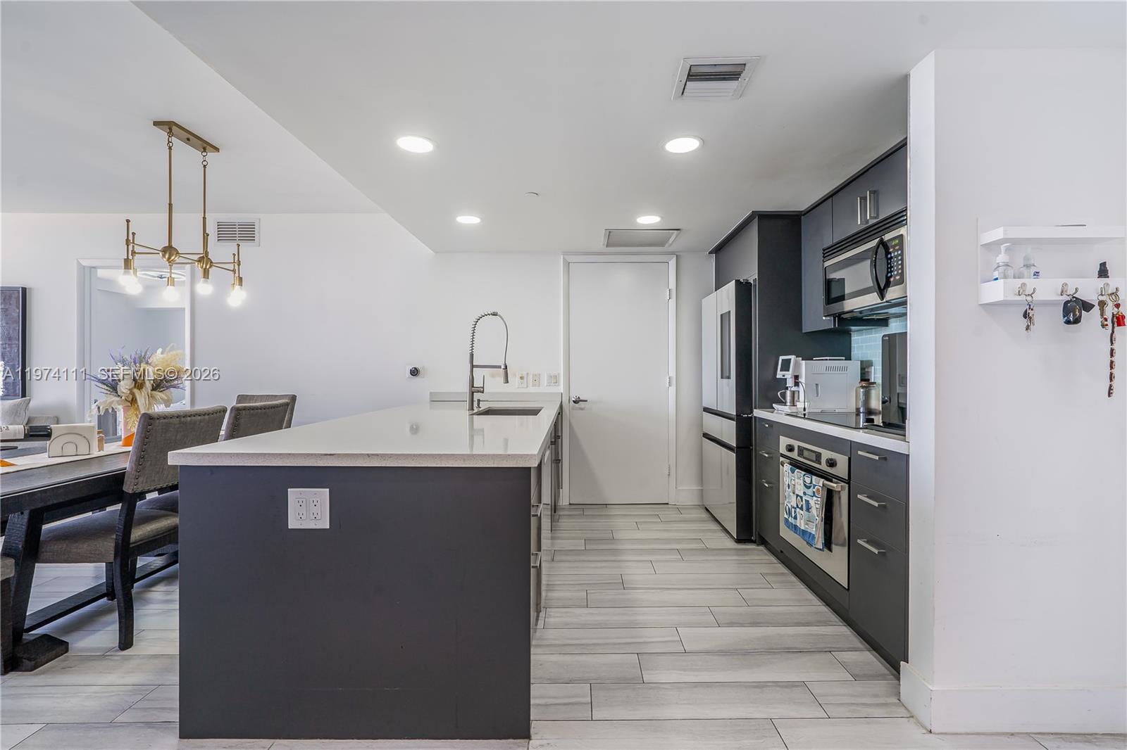 Photo of 50 Biscayne Boulevard 3106 #3106 listing for Sale