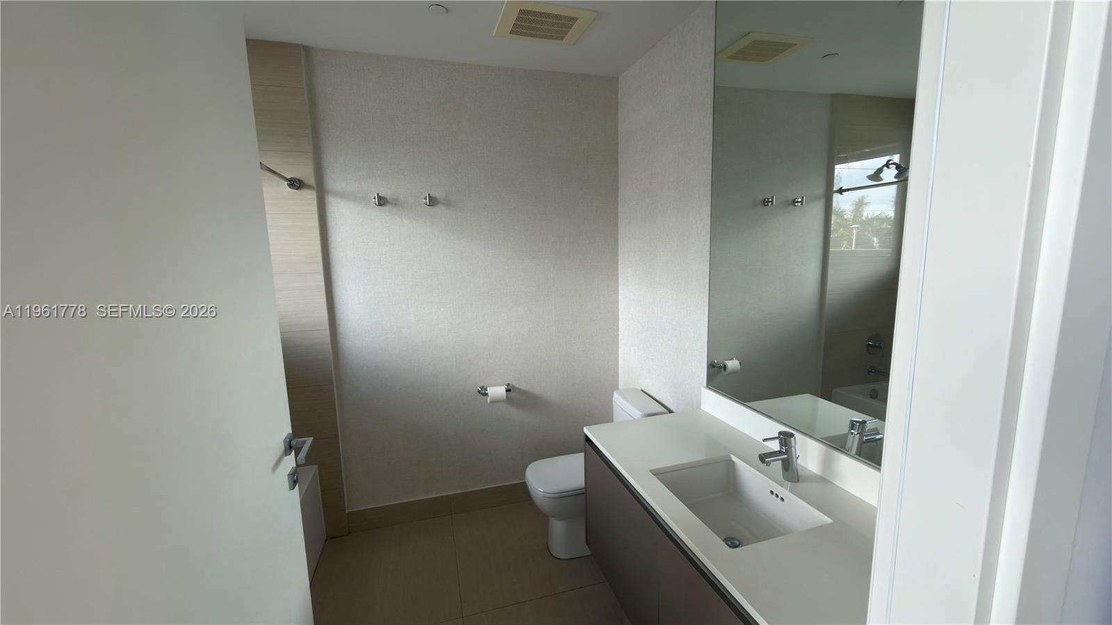 Photo of 3250 NE 188th Street 204 #204 listing for Sale