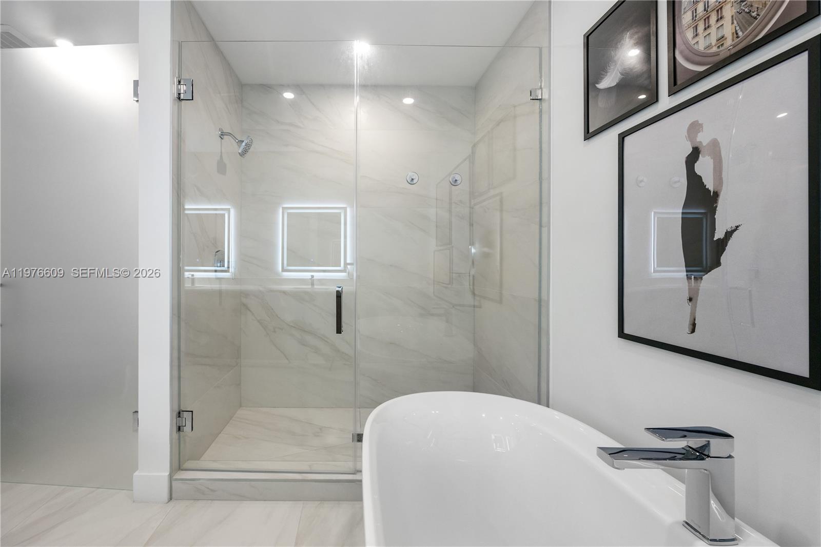 Photo of 17550 Collins Avenue 502 #502 listing for Sale