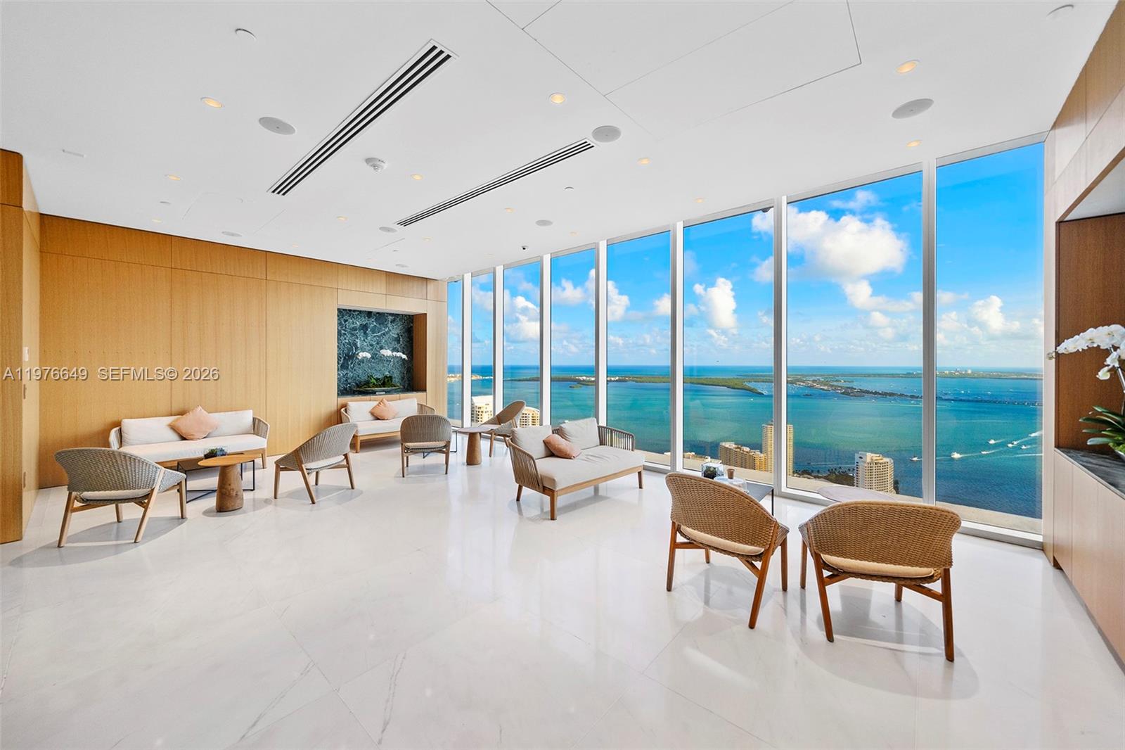 Photo of 300 Biscayne Blvd Way 1605 #1605 listing for Sale