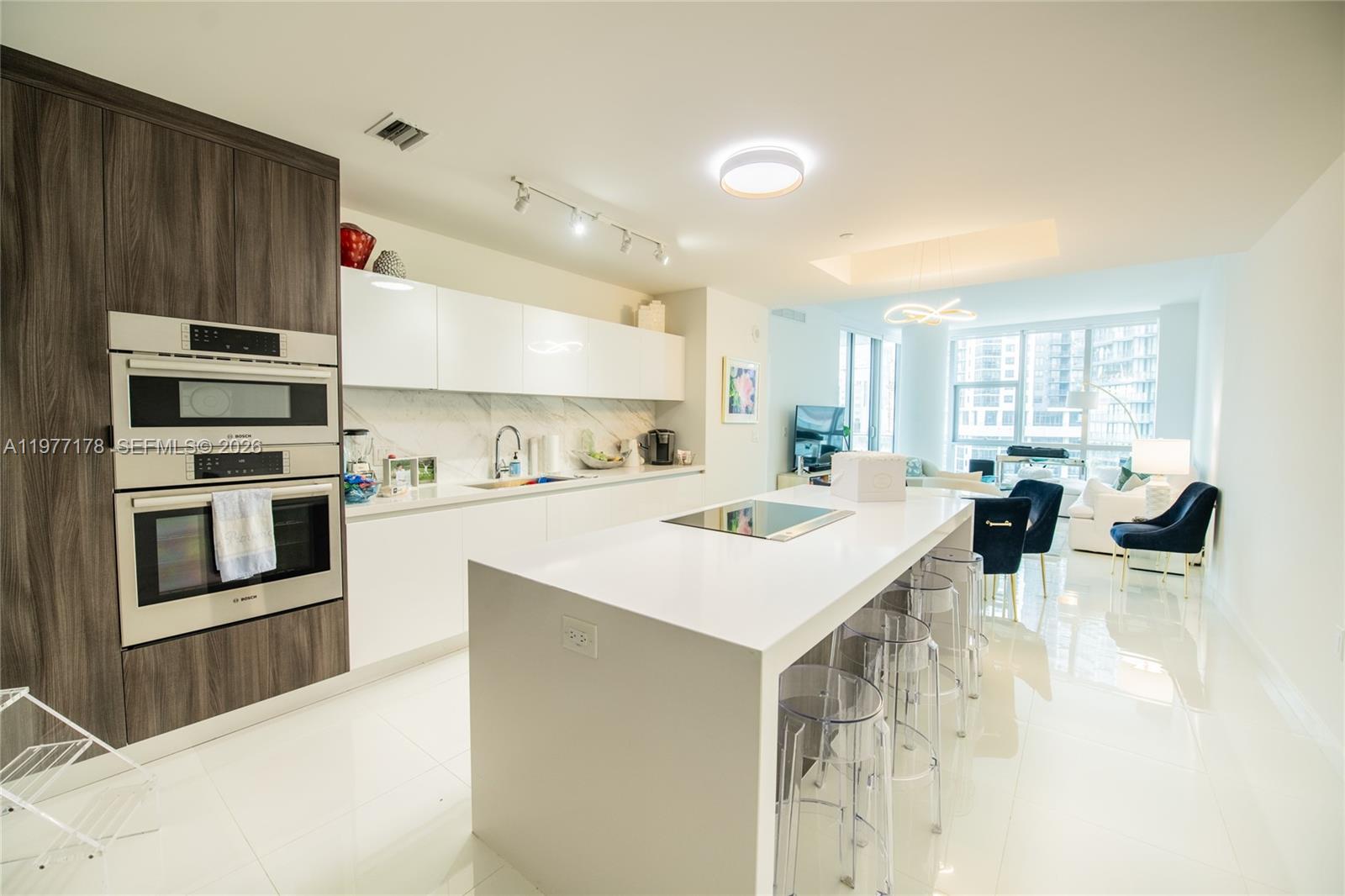 Photo of 851 NE 1st Avenue 811 #811 listing for Sale