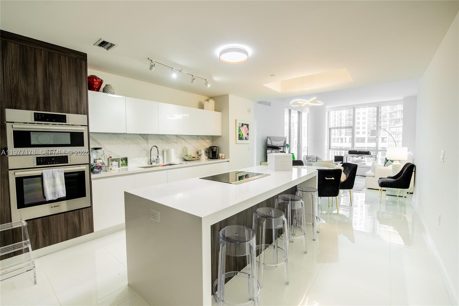 Photo of 851 NE 1st Avenue 811 #811 listing for Sale