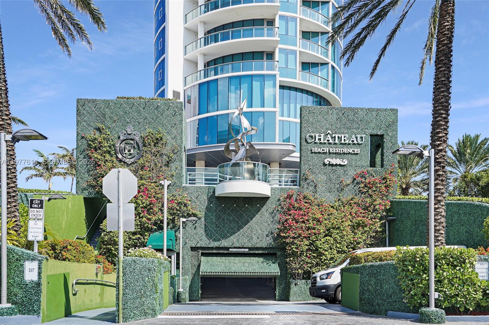 Photo of 17475 Collins Avenue 904 #904 listing for Sale