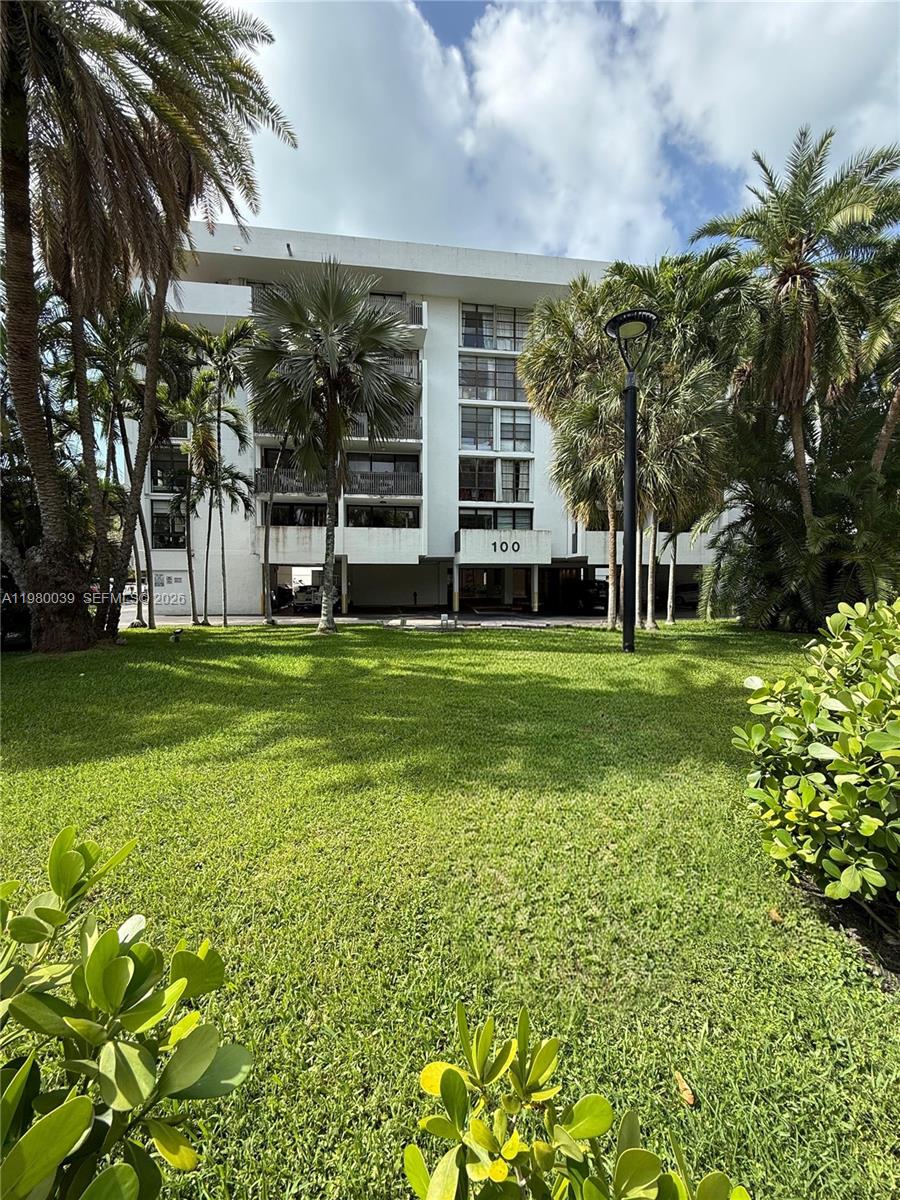 Photo of #A11980039 listing for Sale