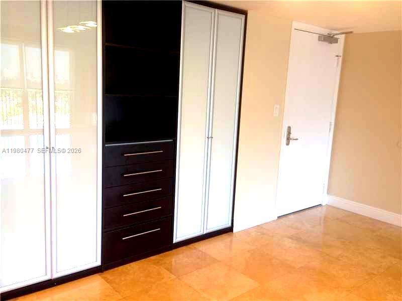 Photo of 19900 E Country Club Drive 806 #806 listing for Sale