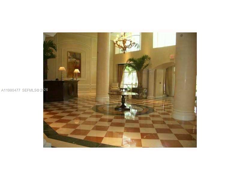 Photo of 19900 E Country Club Drive 806 #806 listing for Sale