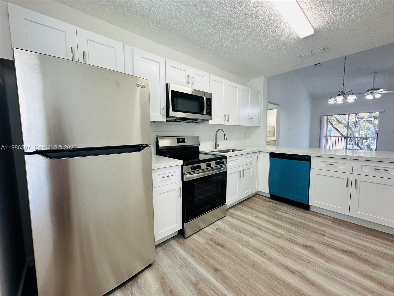 Photo of #A11986507 listing for Sale