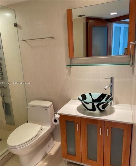 Photo of 3600 Mystic Pointe Drive 1404 #1404 listing for Sale