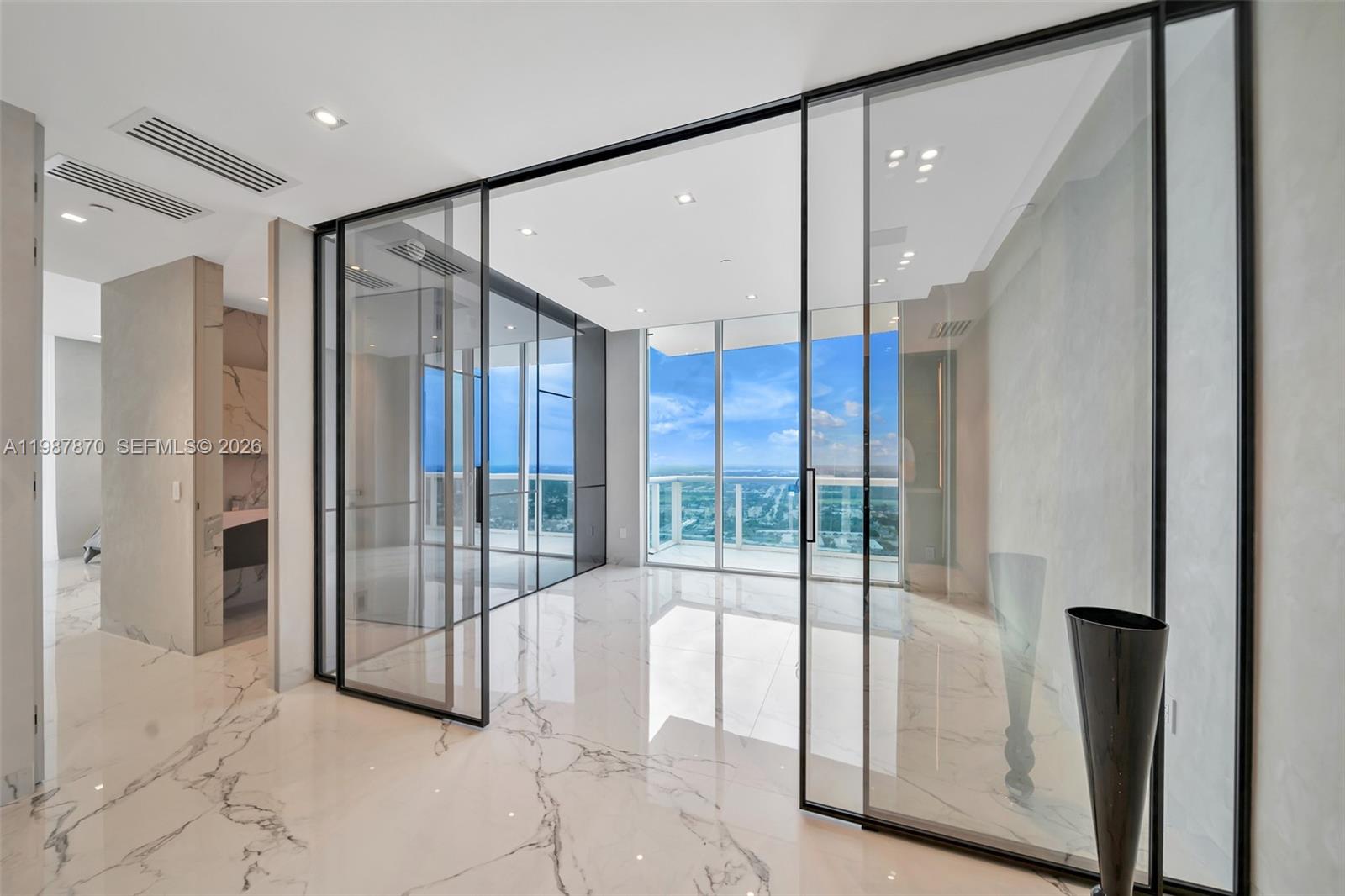 Photo of 2711 S Ocean Drive 3905 #3905 listing for Sale