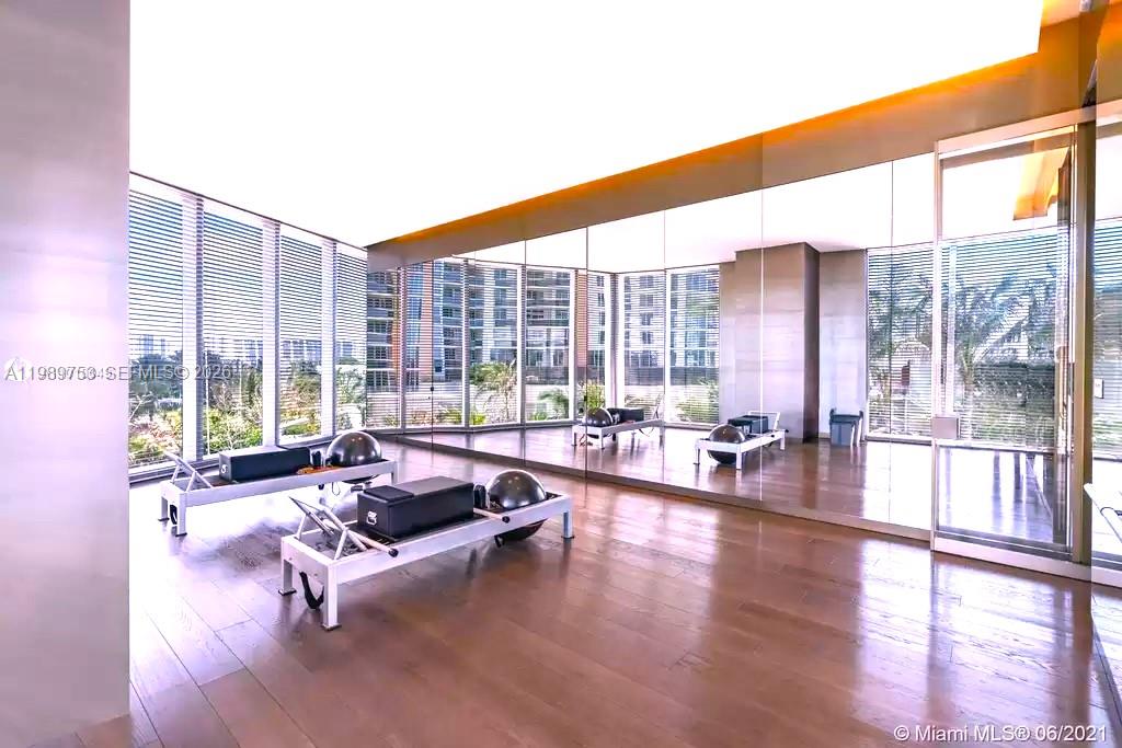 Photo of 18975 Collins Avenue 5105 #5105 listing for Sale