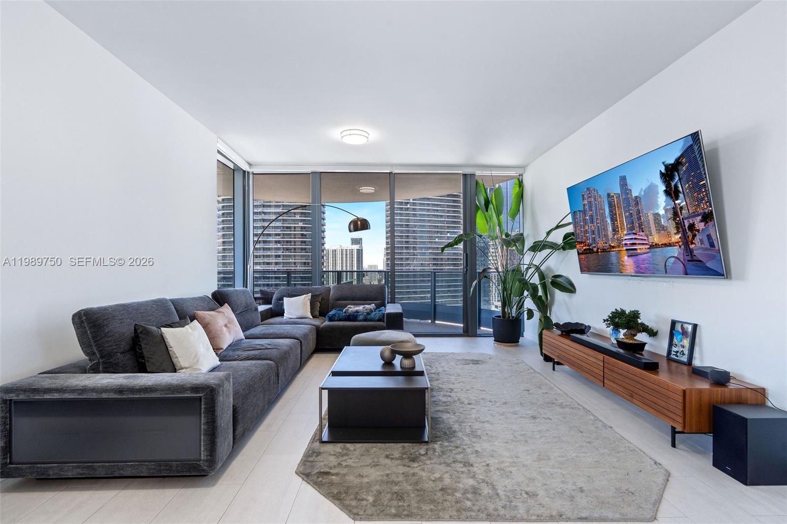 Photo of 1000 Brickell Plaza 2812 #2812 listing for Sale