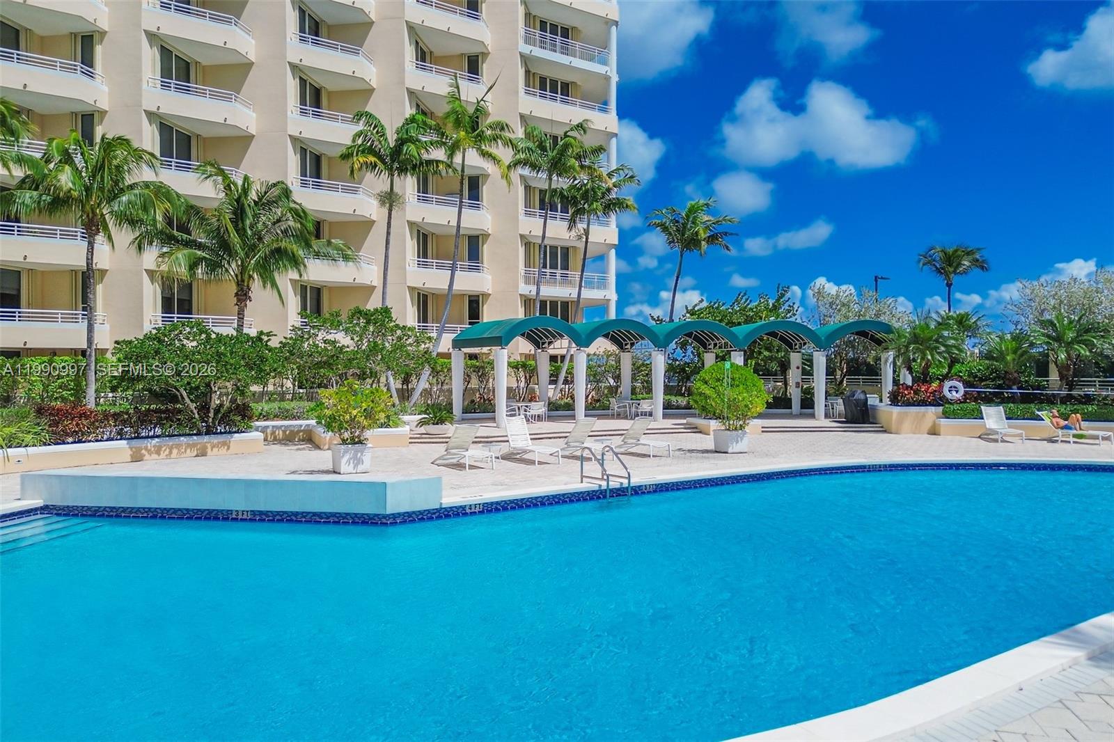 Photo of 888 Brickell Key Drive 807 #807 listing for Sale