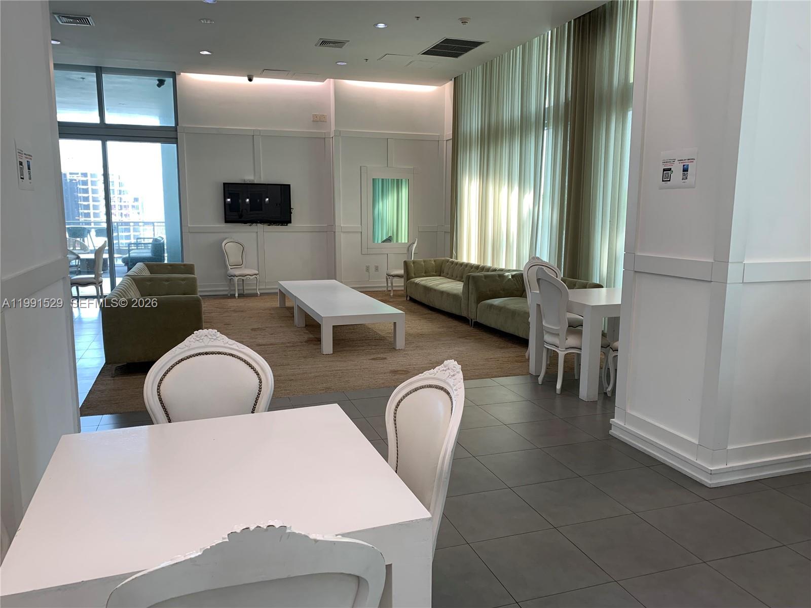 Photo of 90 SW 3rd Street 3610 #3610 listing for Sale