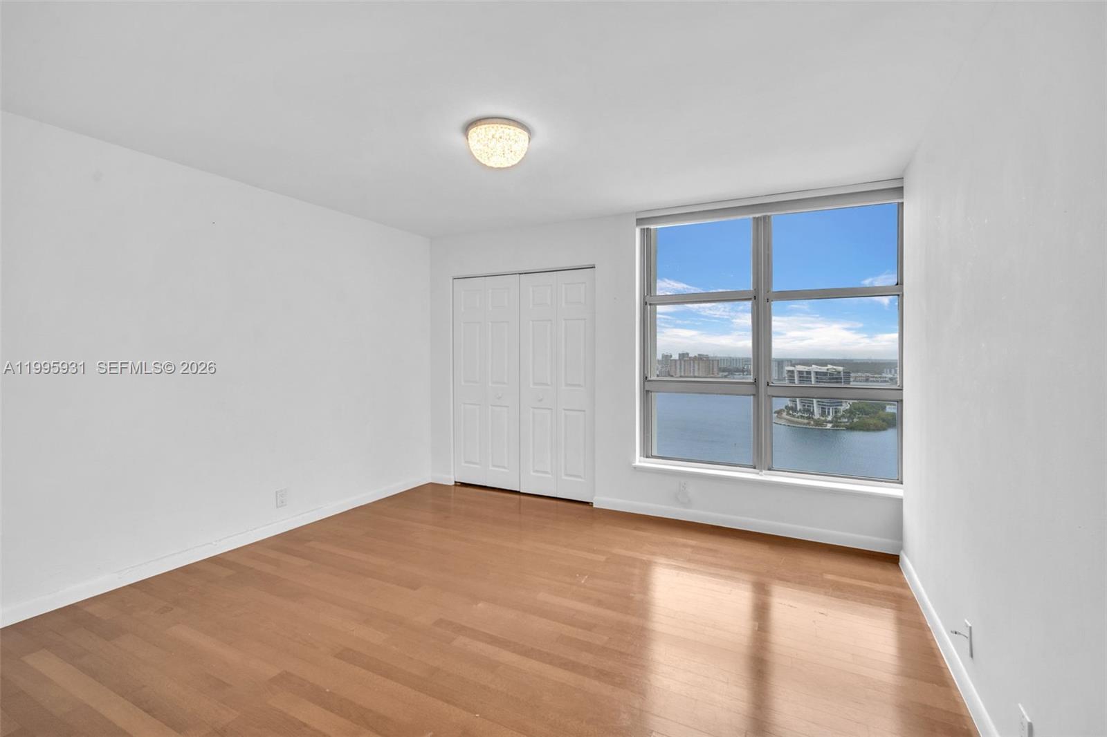 Photo of 3500 Mystic Pointe Drive 3001 #3001 listing for Sale