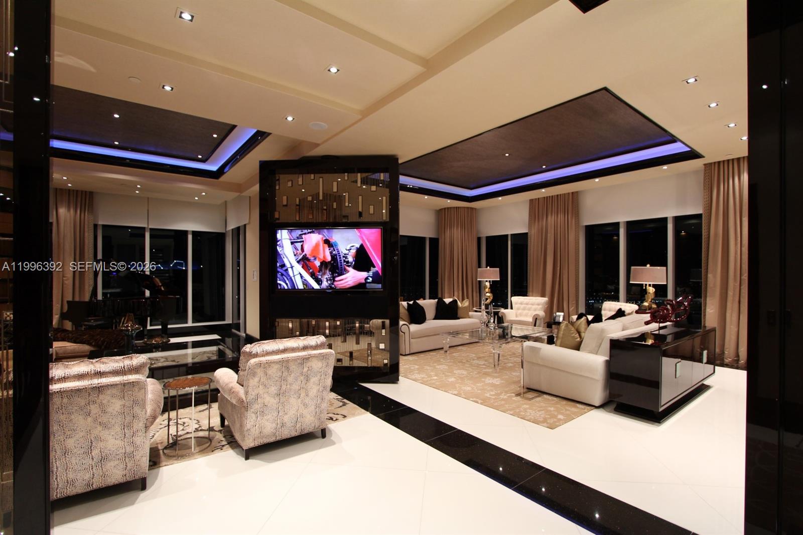 Photo of 900 Brickell Key Boulevard PH3403 #PH3403 listing for Sale