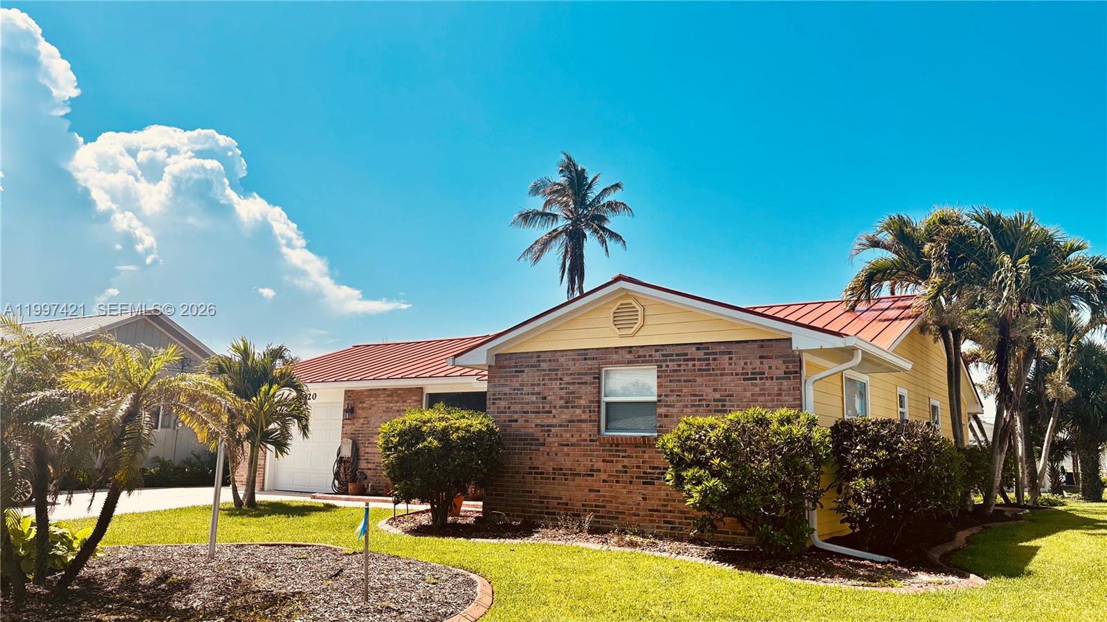 Photo of #A11997421 listing for Sale