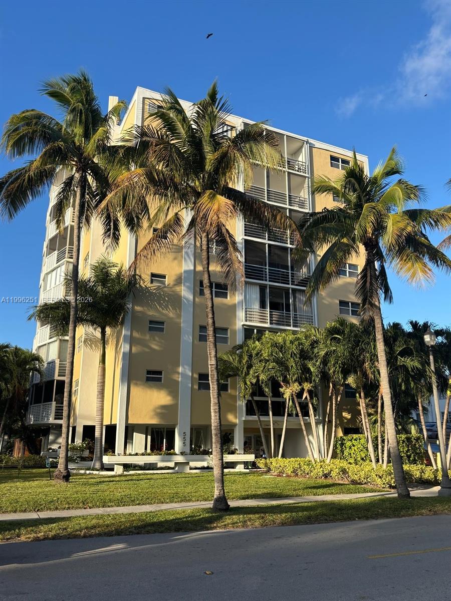 Photo of #A11996251 listing for Sale