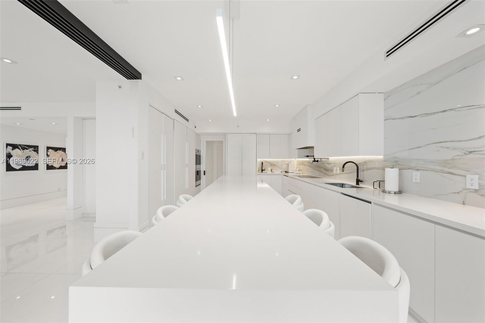 Photo of 9999 Collins Avenue 11J #11J listing for Sale