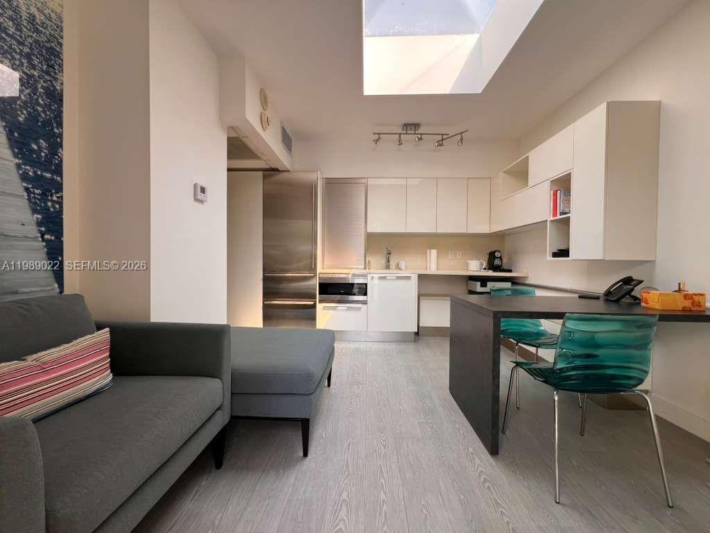 Photo of 9999 Collins Avenue 11J #11J listing for Sale