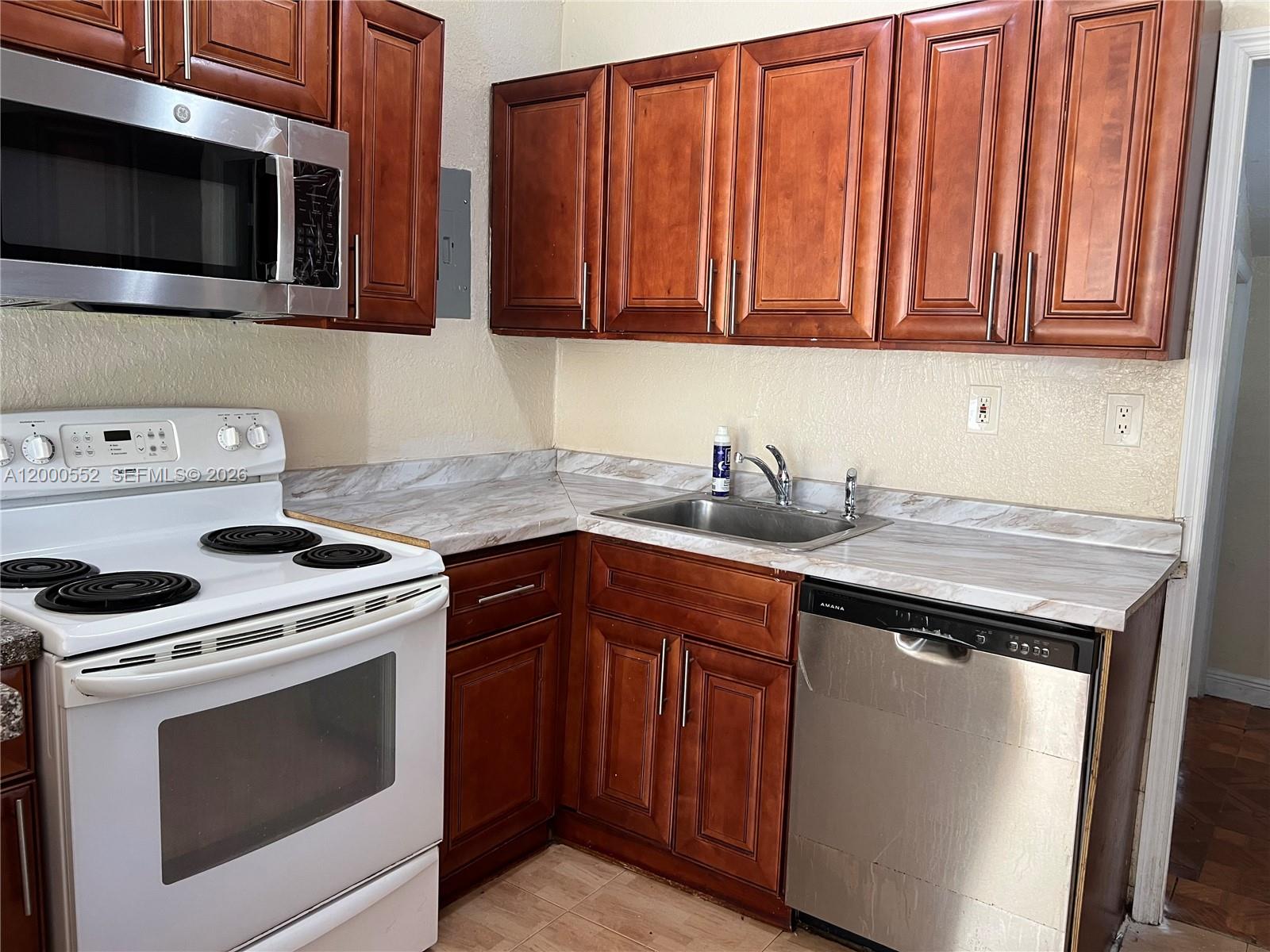Photo of #A12000552 listing for Sale