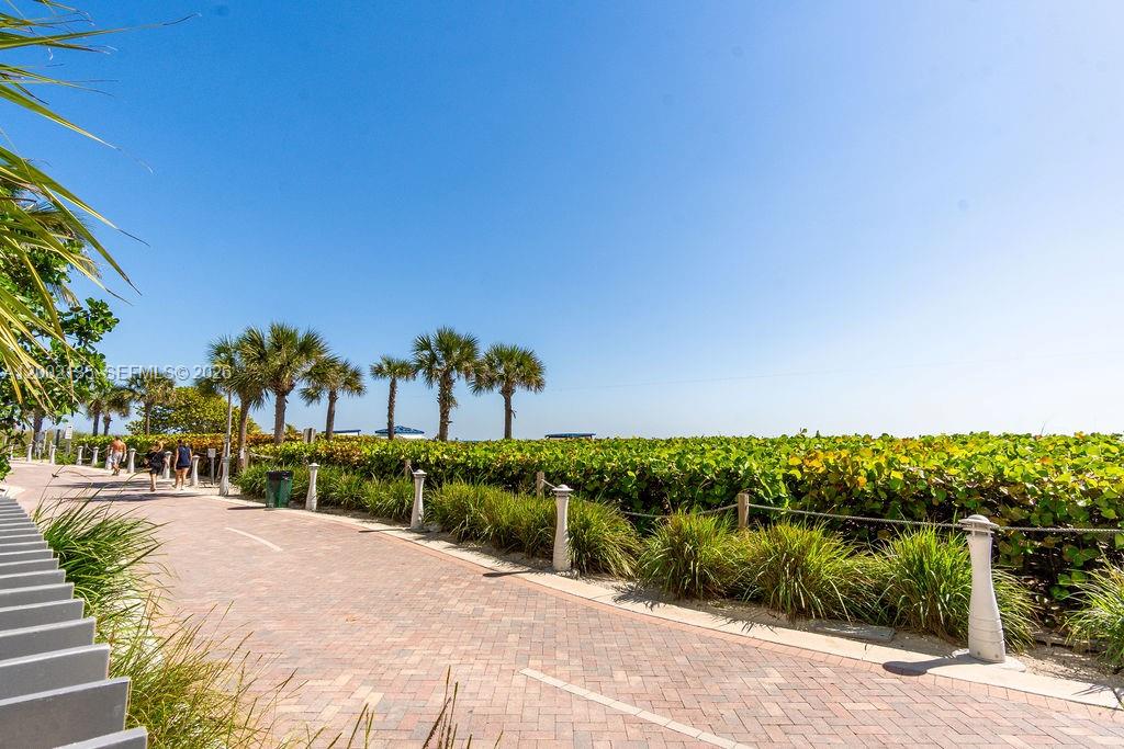 Photo of 6365 Collins Avenue 2306 #2306 listing for Sale