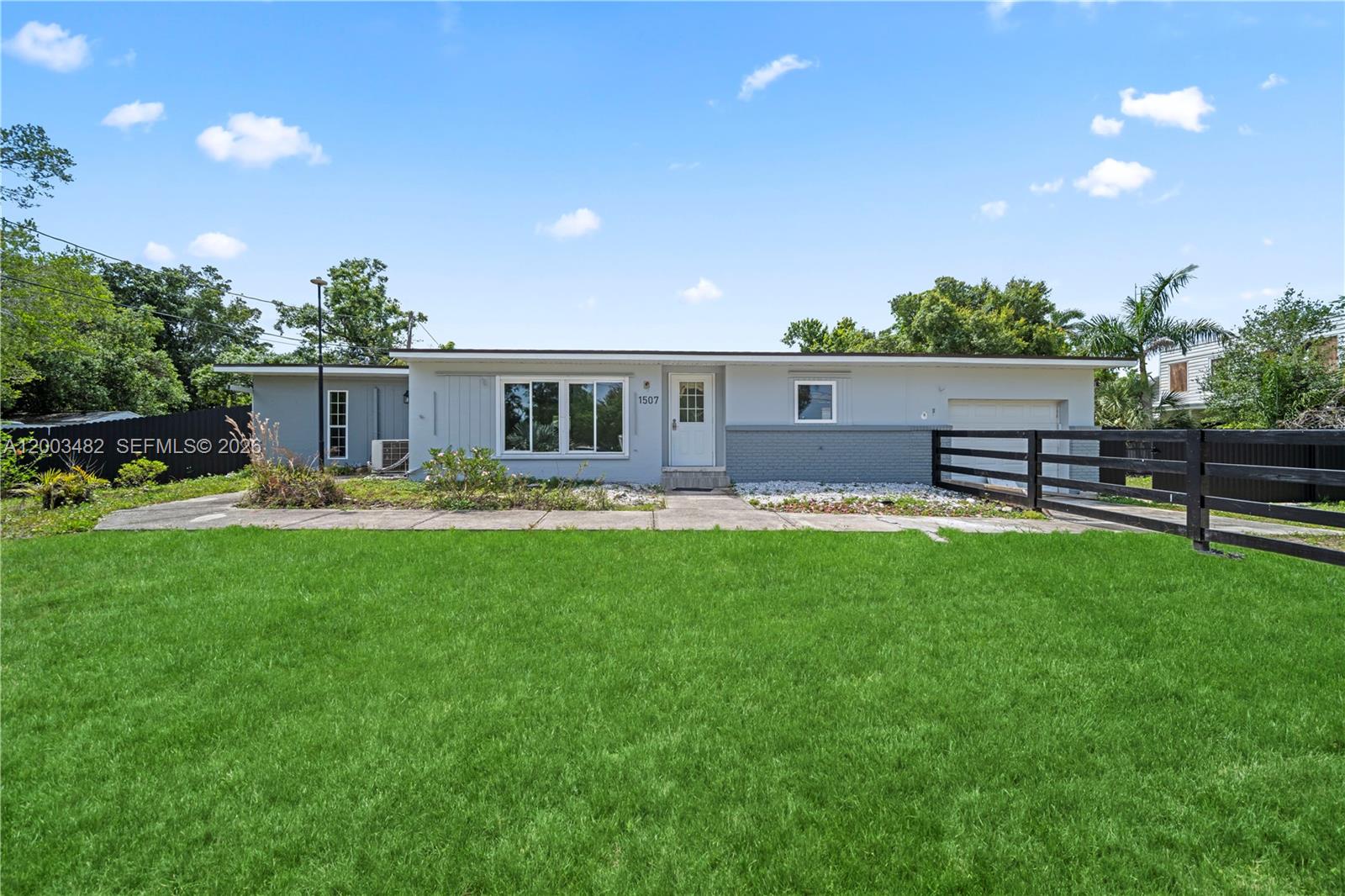 Photo of #A12003482 listing for Sale